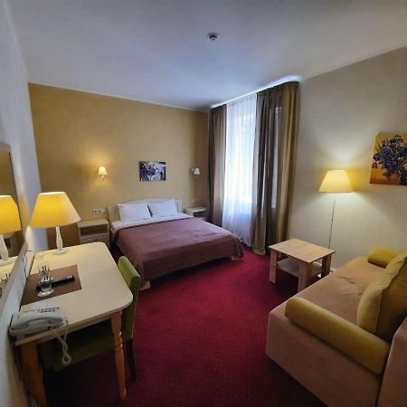 Hotel Ajur Odessa Extérieur photo