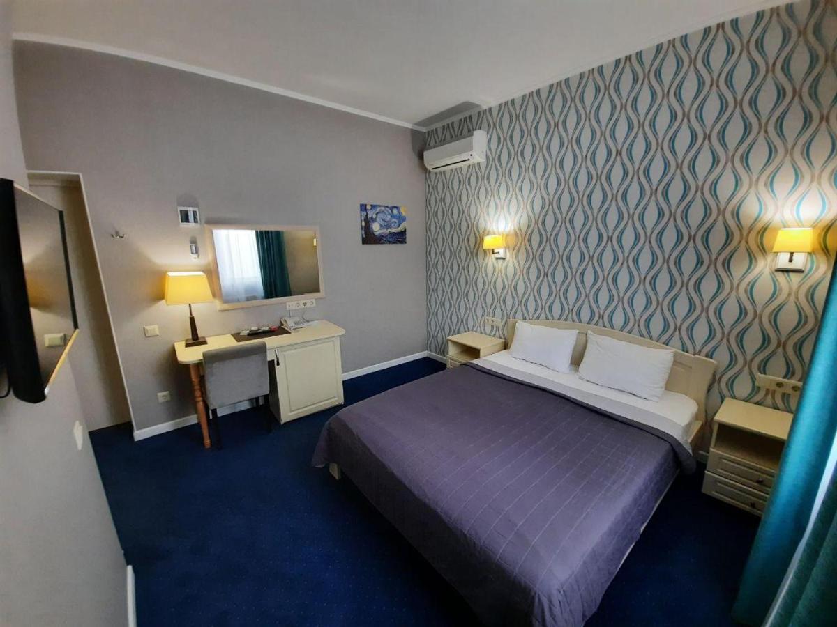 Hotel Ajur Odessa Extérieur photo