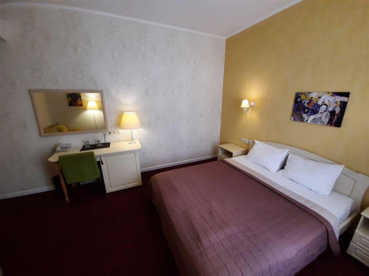 Hotel Ajur Odessa Extérieur photo