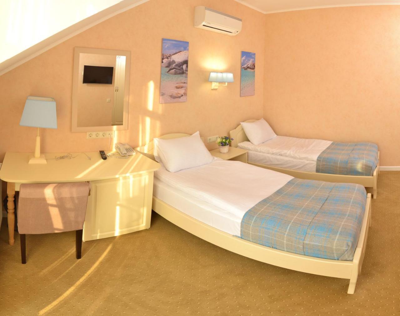 Hotel Ajur Odessa Extérieur photo