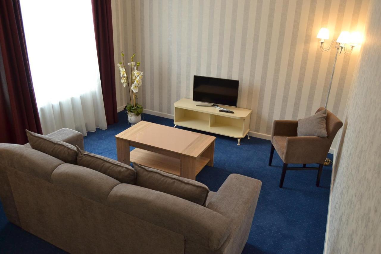 Hotel Ajur Odessa Extérieur photo