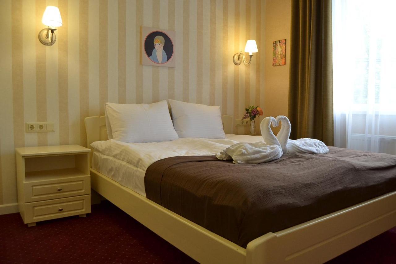 Hotel Ajur Odessa Extérieur photo