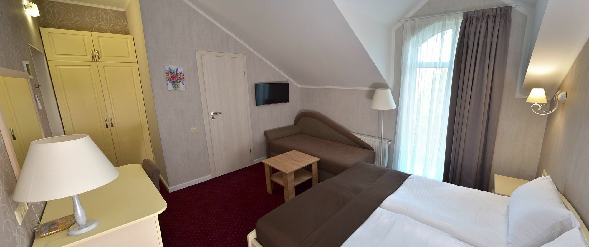 Hotel Ajur Odessa Extérieur photo